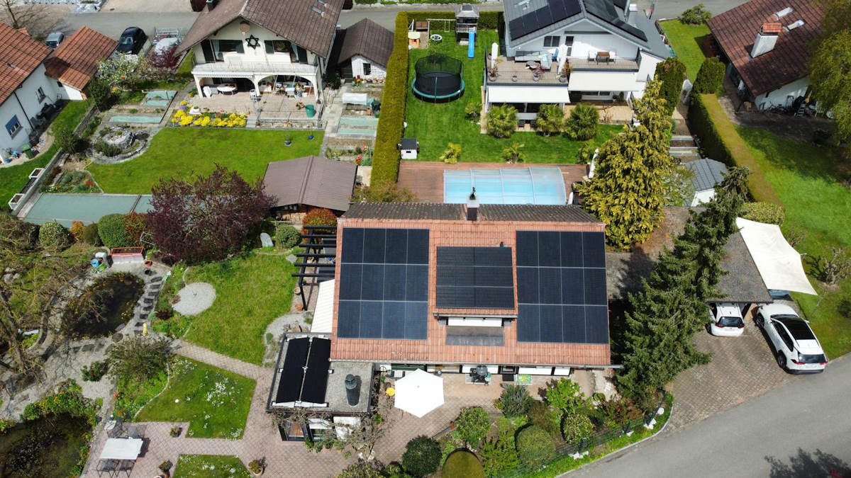 Photovoltaik-Anlagen, Elektro Beyeler GmbH, Brunnmattstrasse 10, 5628 Althäusern, Aargau, Schweiz 
